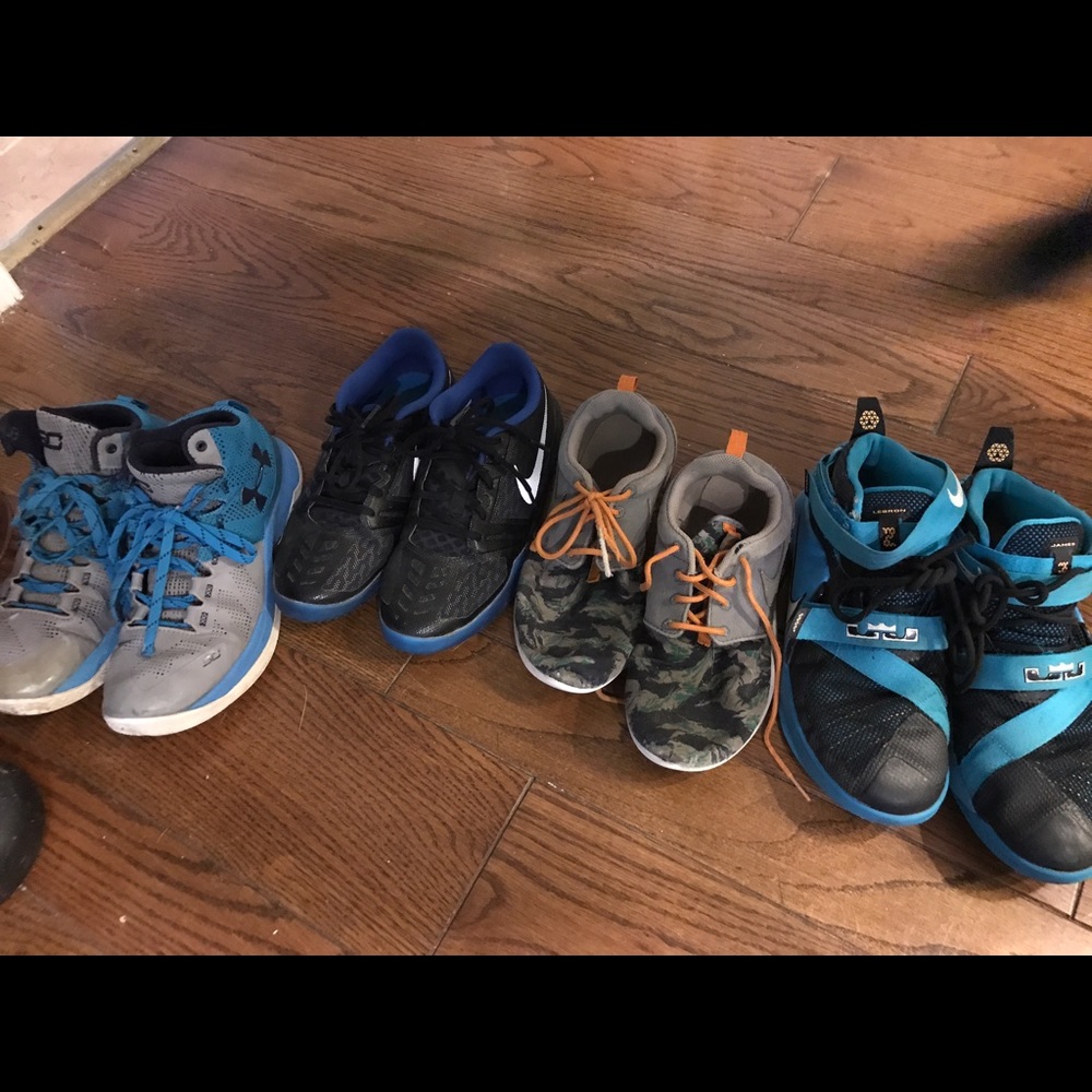 Boys men's currys nike lebrons roshe