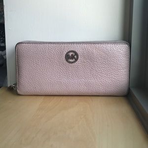 Authentic Michael kors zip wallet