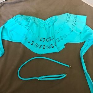 Gianni Bini Bikini top!
