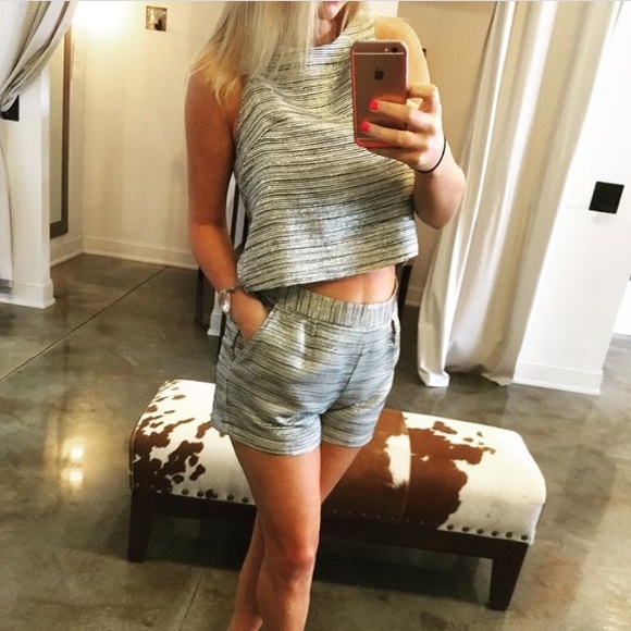 NWT Silver Tweed Top - Picture 3 of 4