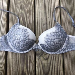 Victoria's Secret FASHION SHOW Very Sexy Bra