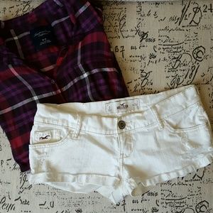 🌸FINAL SALE🌸 Hollister Distressed White Shorts