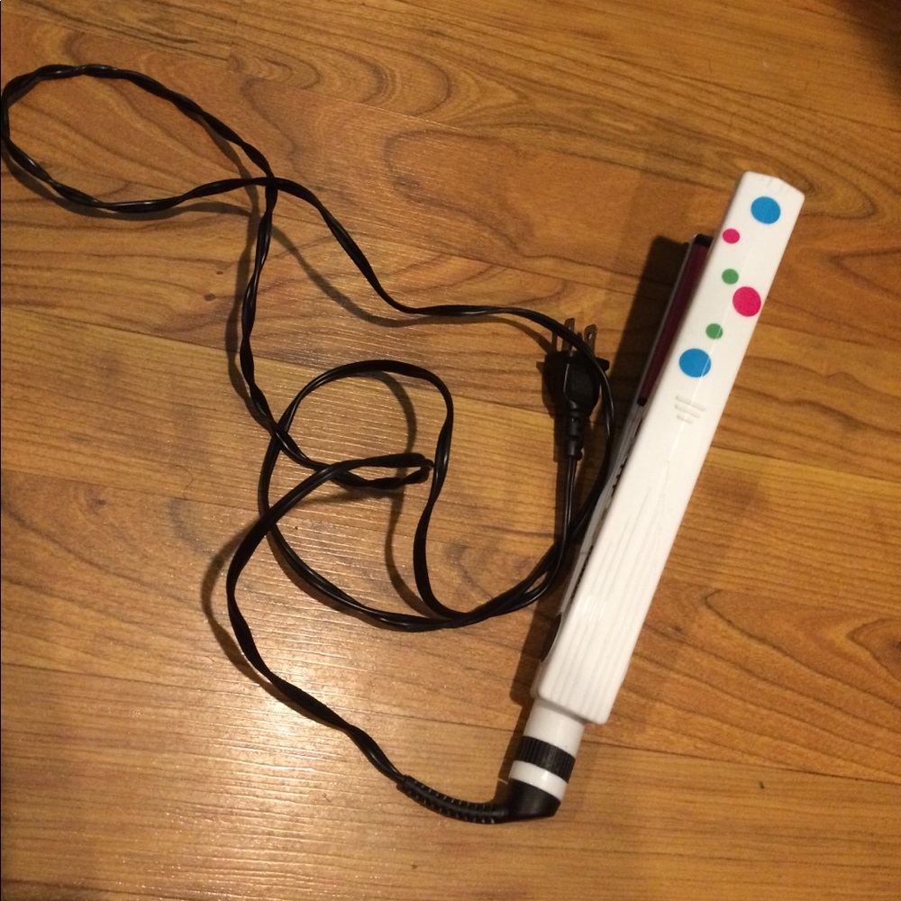 Conair hair straightener