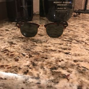 Club master Ray-Bans