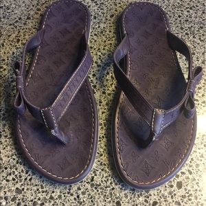 100% Authentic Louis Vuitton purple mono sandals