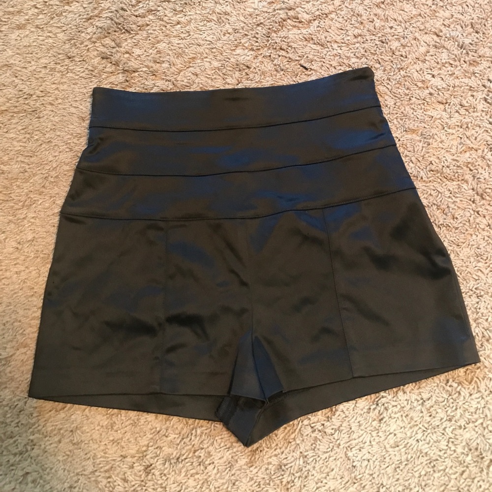 High Waisted Zip Up Shorts