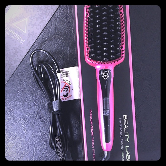 Beauty Labs Other - Beauty Labs Tourmaline Ceramic Styling Brush