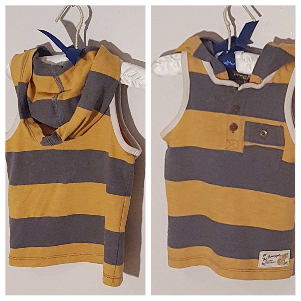 OshKosh Boys hooded tank