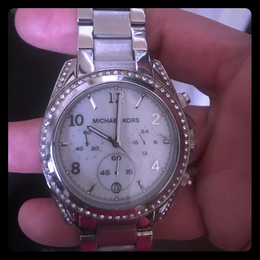 Michael Kors ladies silver watch w/stone detail