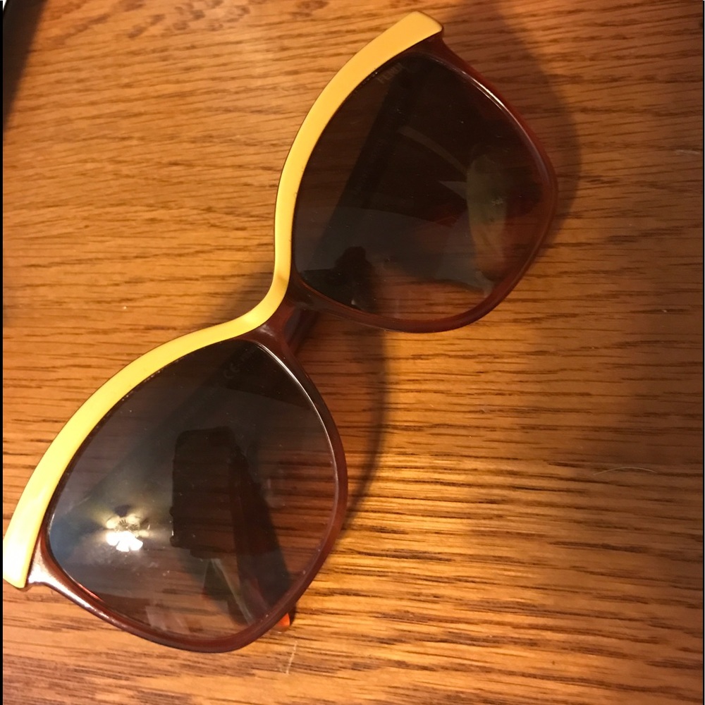 Authentic Fendi sunglasses