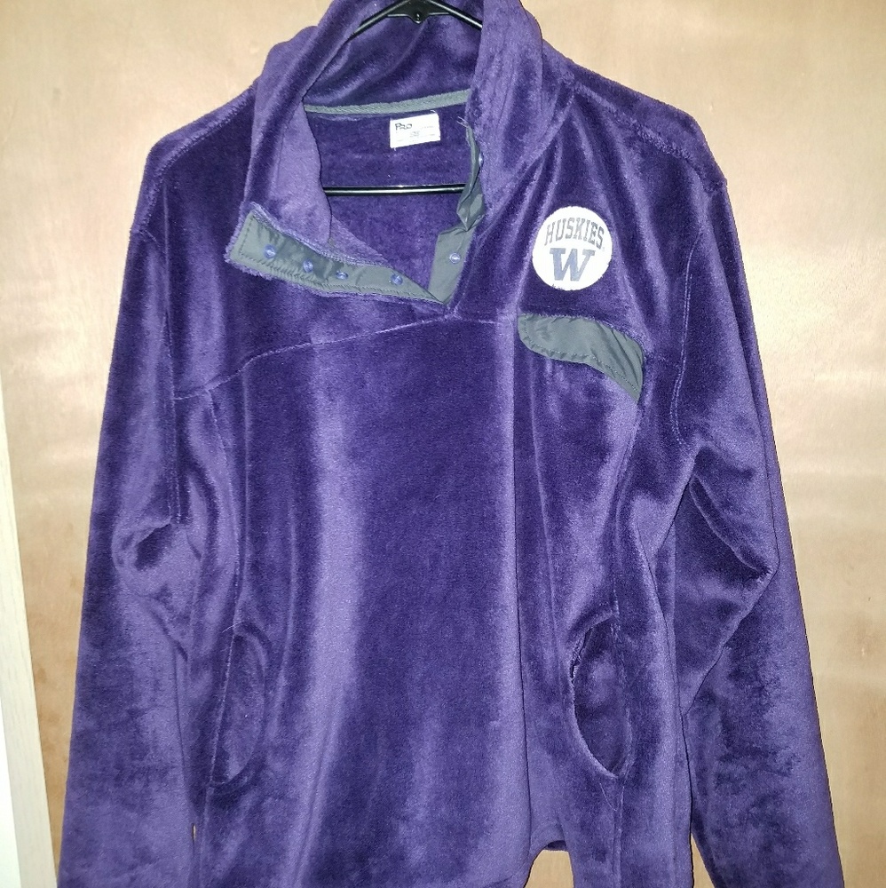 NWOT Pro Edge Fleece 1/4 zip UW pull over