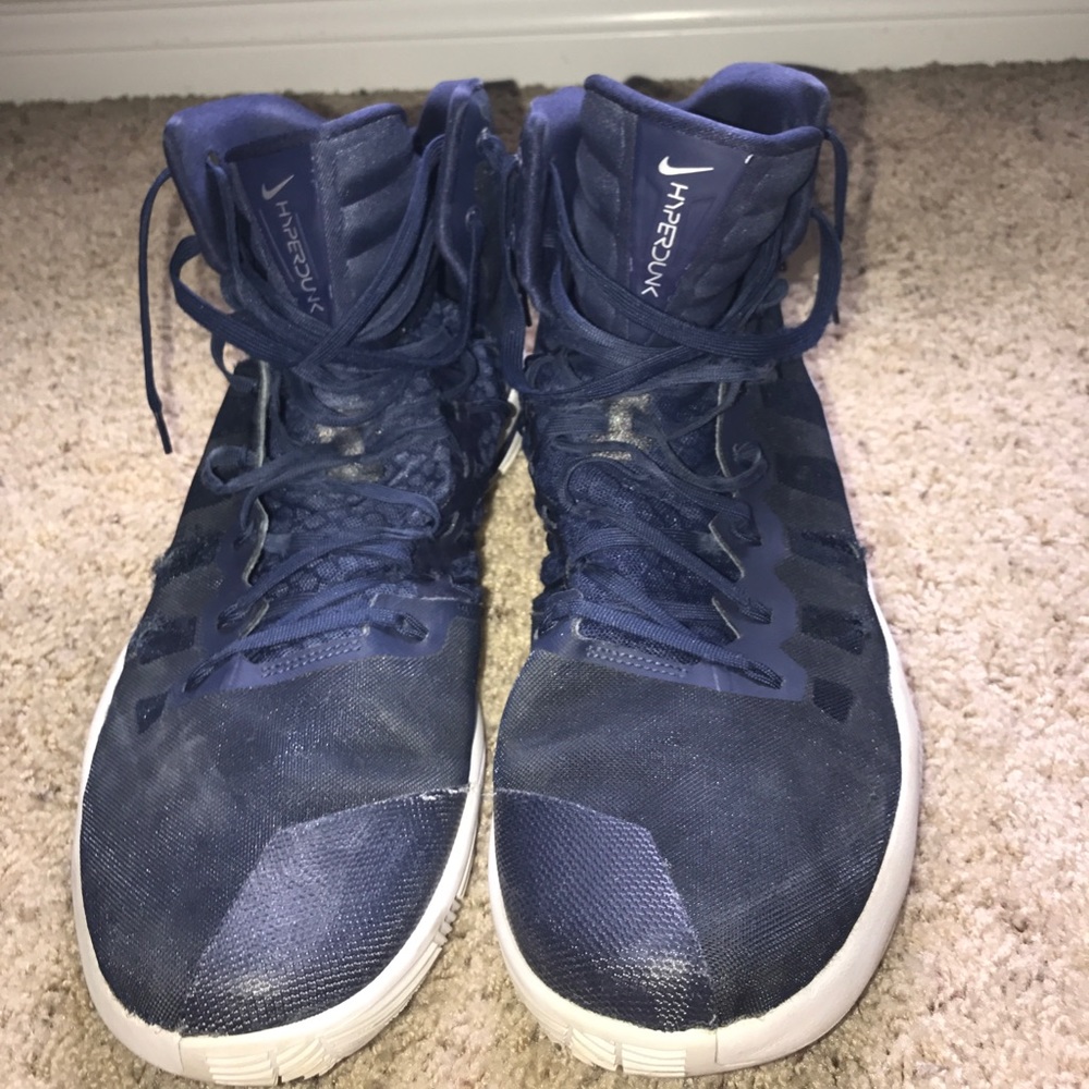 2016 Nike hyperdunks sz 16