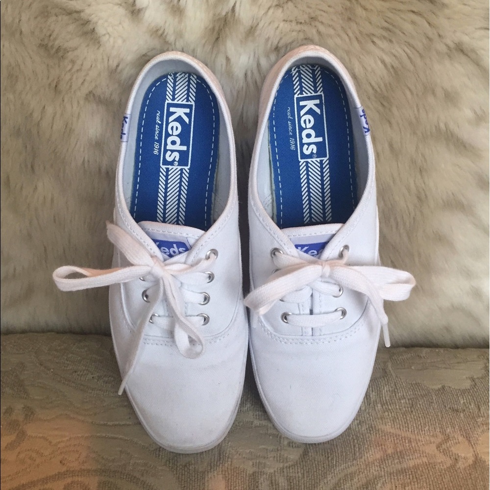 *SOLD* Keds Sneakers