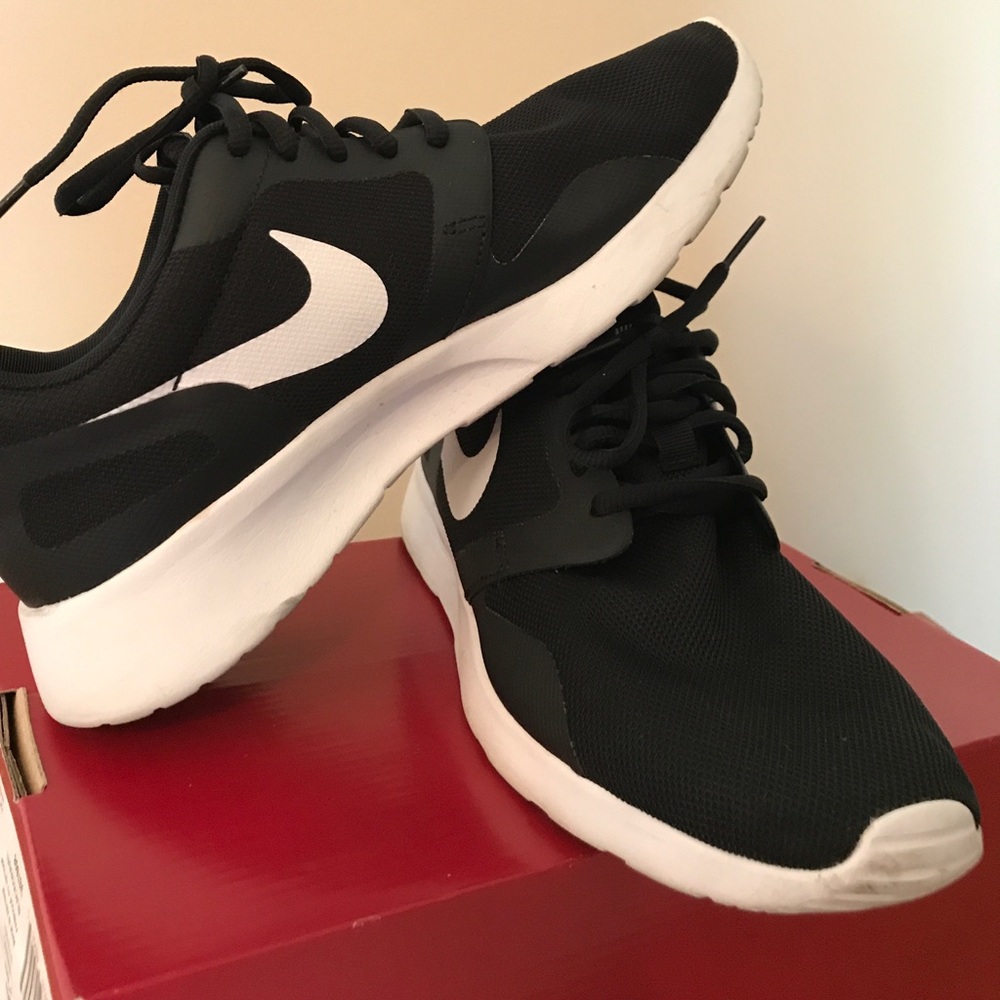 Nike shoes. Super Lightweight