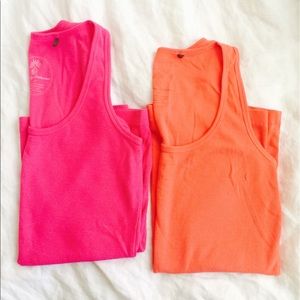 Womens tank bundle