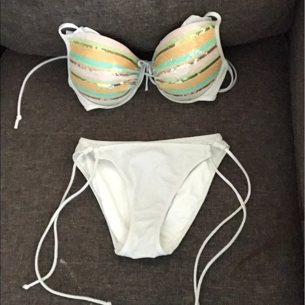 Vs swim set