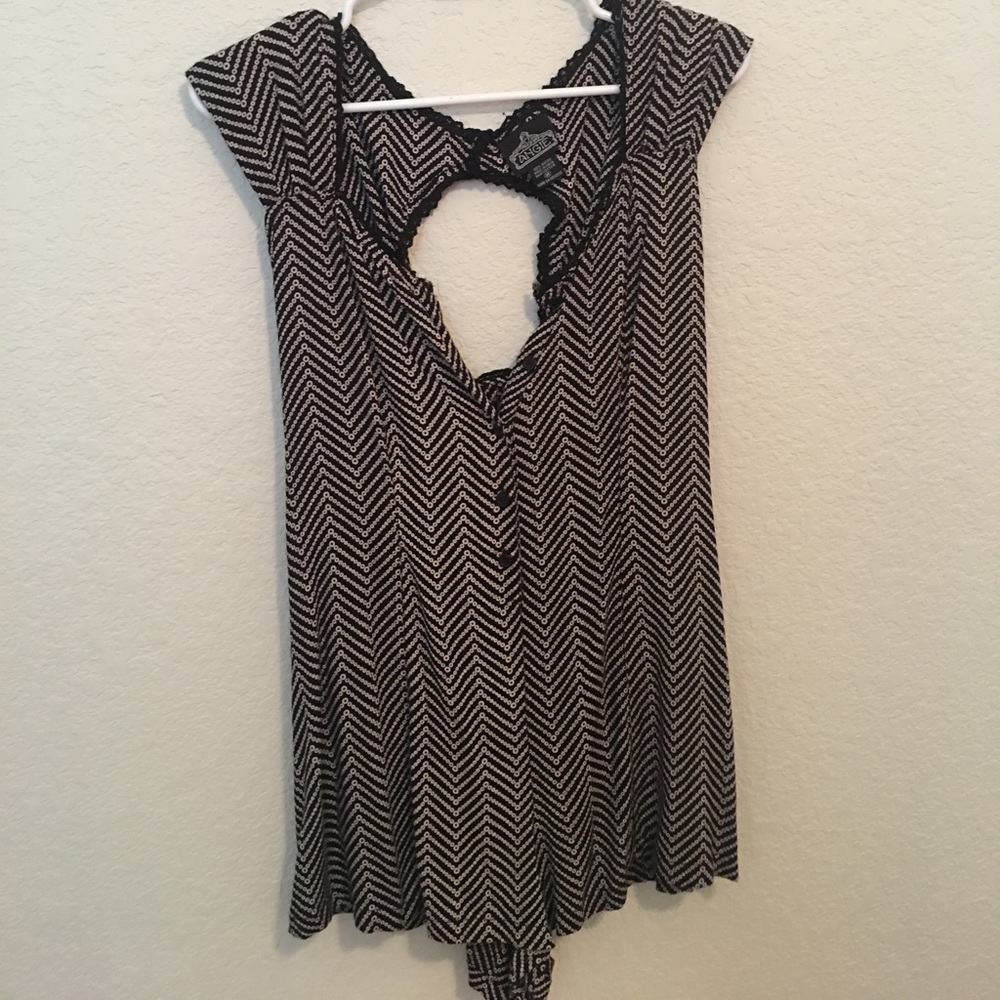 Cute romper with small back cut out
