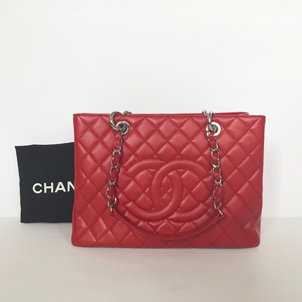 Sold!!Authentic chanel gst tote - Picture 1 of 4