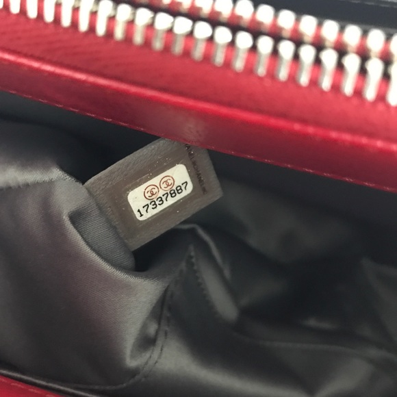 Sold!!Authentic chanel gst tote - Picture 3 of 4