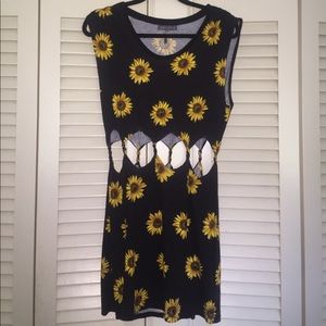 Kendal & Kylie cut-out dress