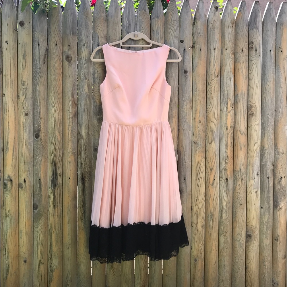 Audrey Hepburn Party Dress with Lace details