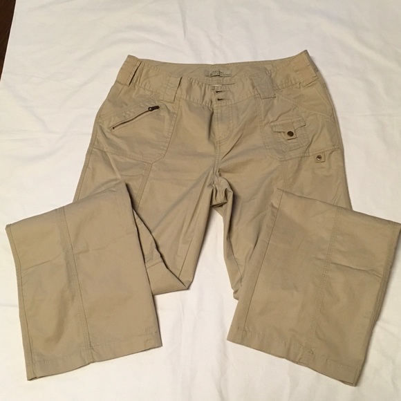 Pants - Natural Reflections NWOT cargo pants
