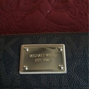 Michael Kors Bags - Michael Kors wallet Michael Kors Bags - Michael Kors wallet