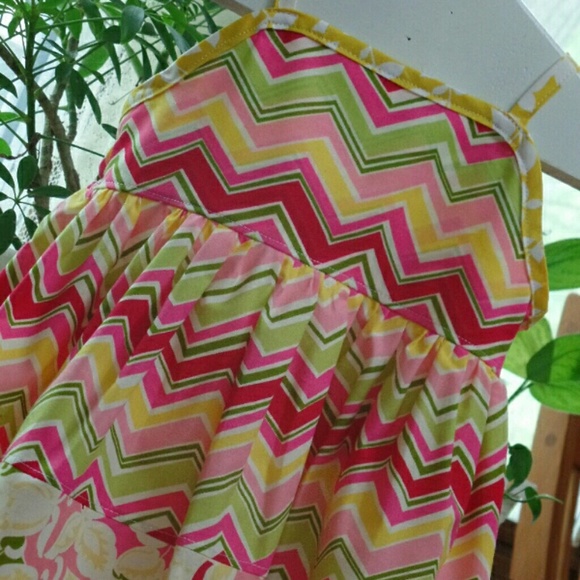 🚨Host Pick🚨 PixieDustDesignsBoutique sz. 4 - Picture 2 of 4