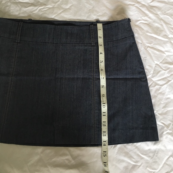 Guess collection mini skirt - Picture 6 of 7