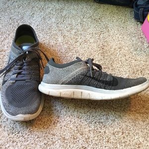 Nike Free 4.0 Flyknit in grey