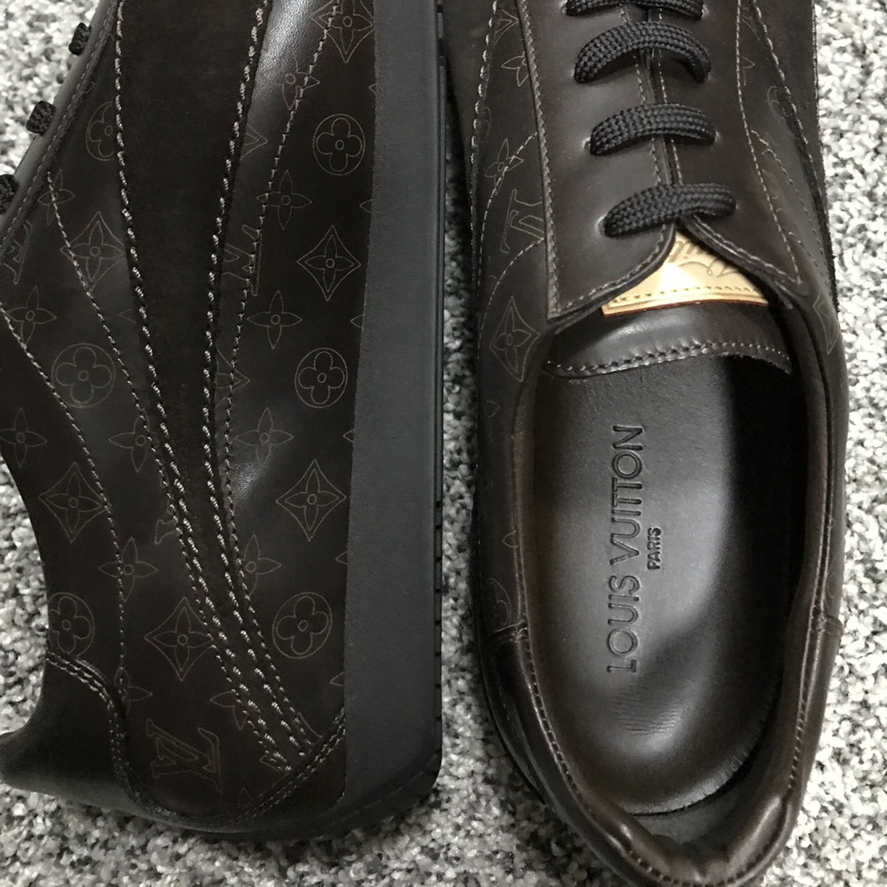 Louis Vuitton fashion running shoes - Picture 2 of 7