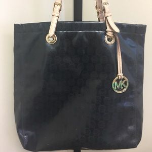 Micheal Kors Tote