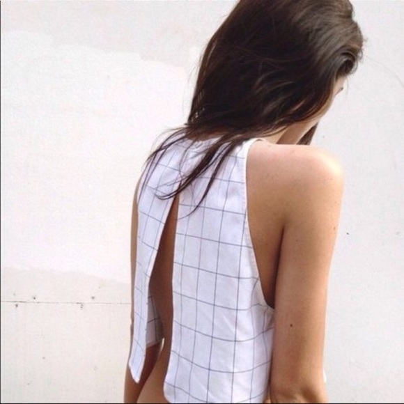 Haltered Crop top !! - Picture 2 of 7