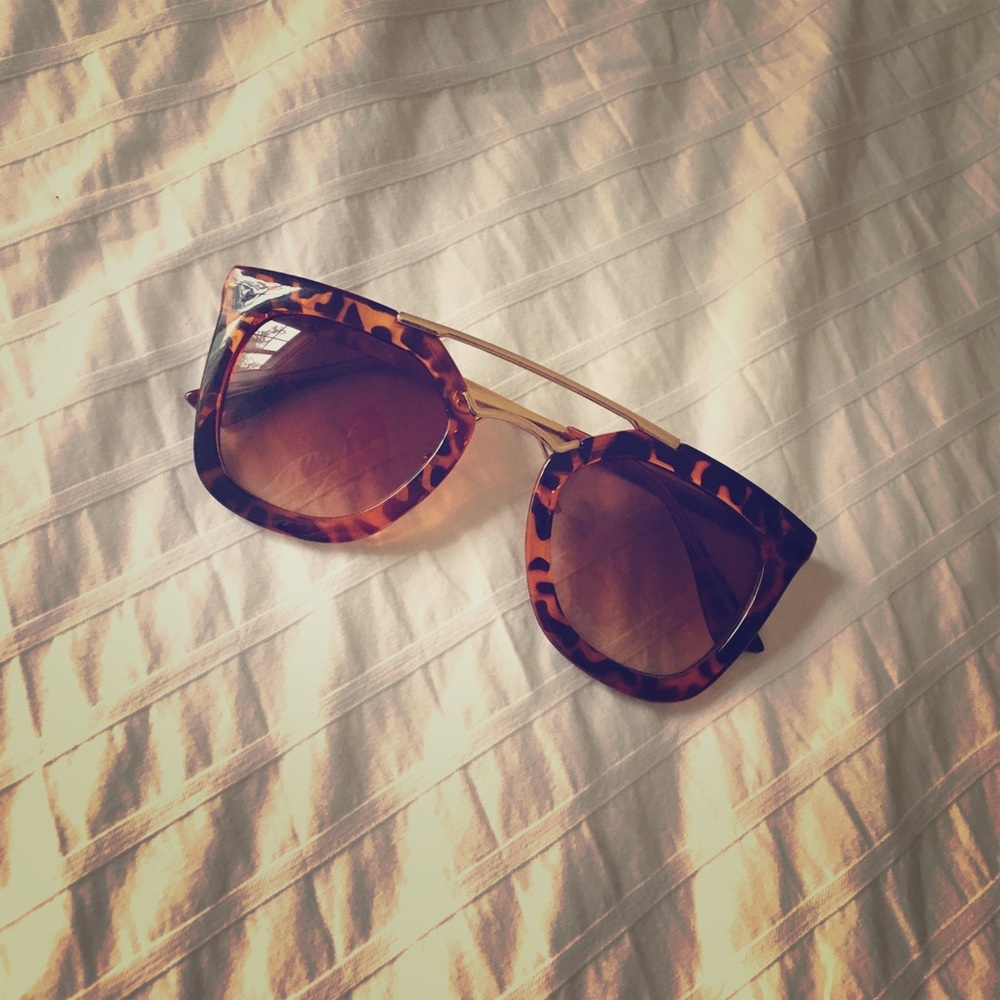 Sun glasses