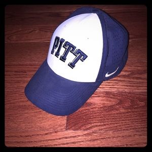 Nike PITT hat