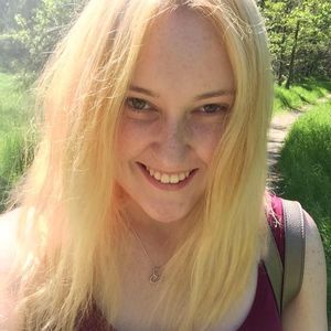 Meet your Posher, Alyson