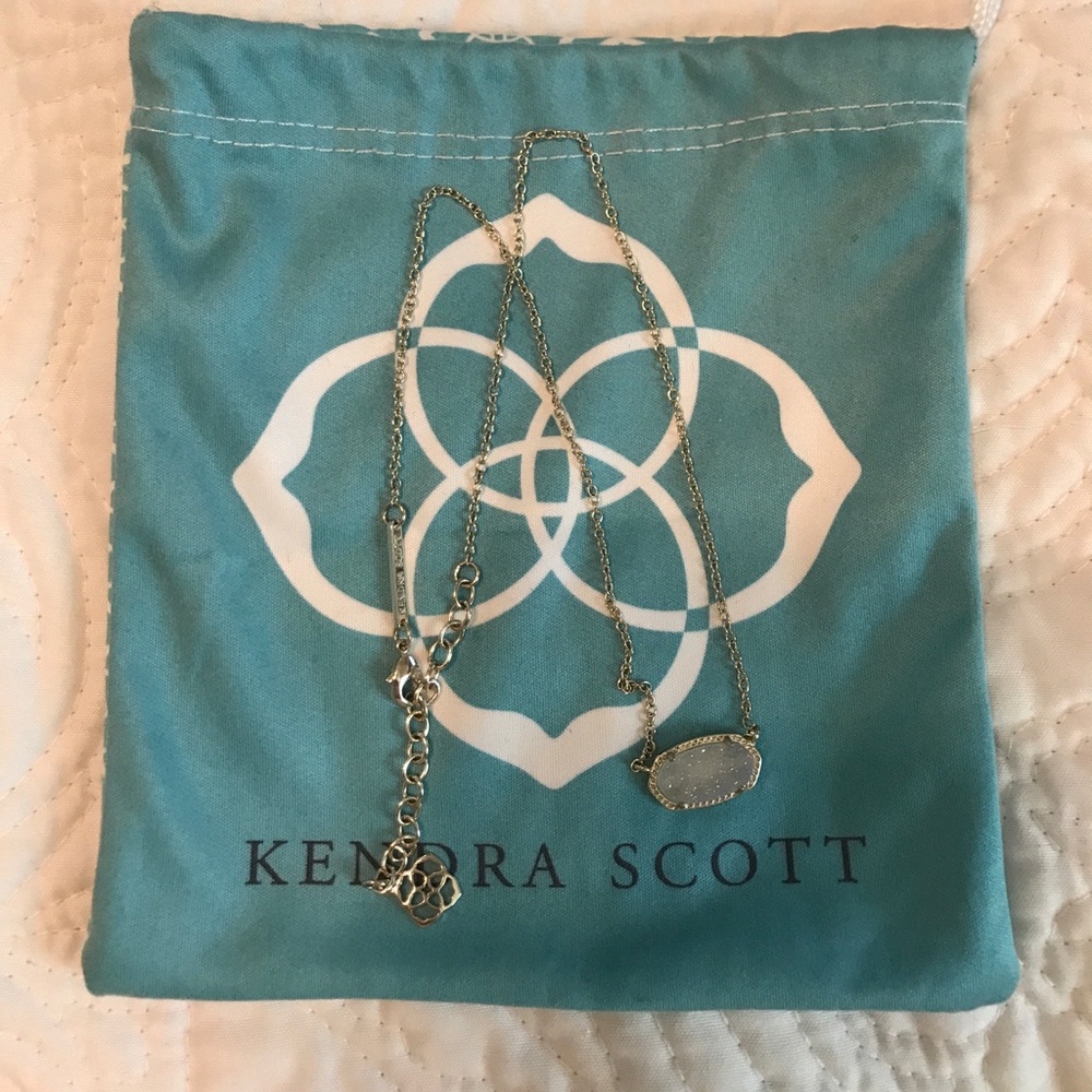 Kendra Scott Elisa Gold Pendant Necklace