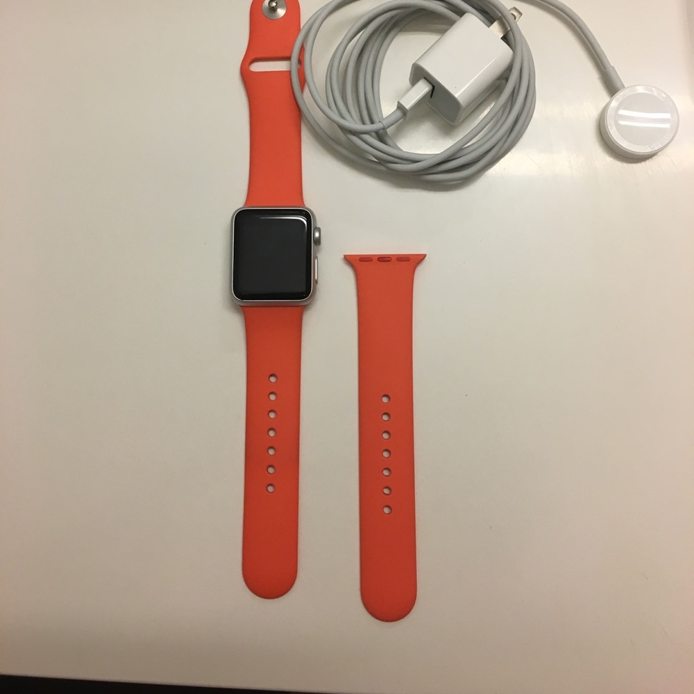 Apple Watch SPORT 38mm Case BARELY USED