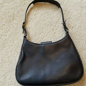 Coach Leather purse!!