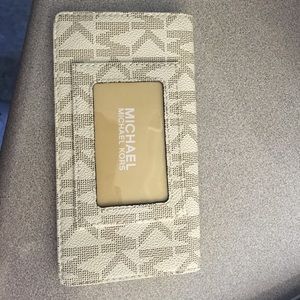 Michael Kors checkbook