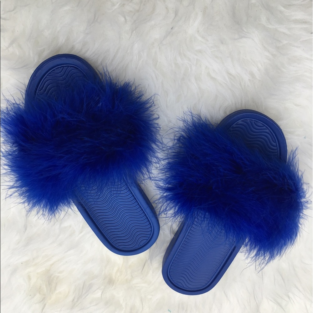 Fur Slide Sandals!