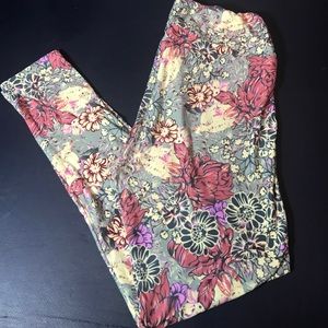 🦄UNICORN🦄 LuLaRoe Tall & Curvy Leggings
