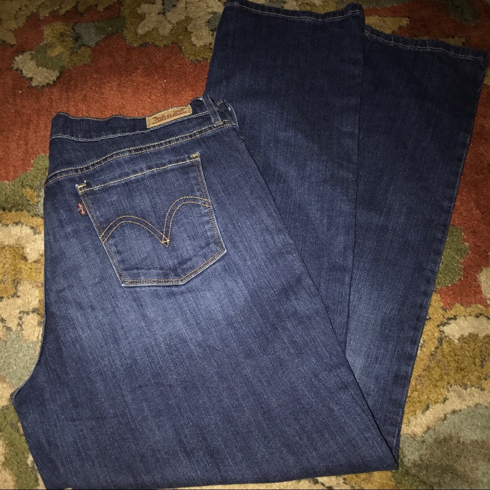 Levi's size 12 R