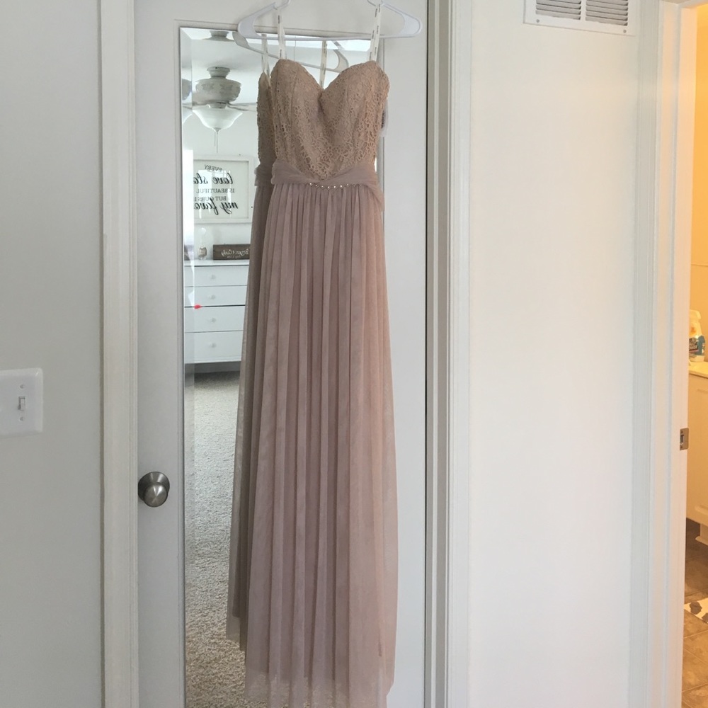 Long lace and tulle dress