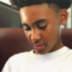 Meet your Posher, Laurence