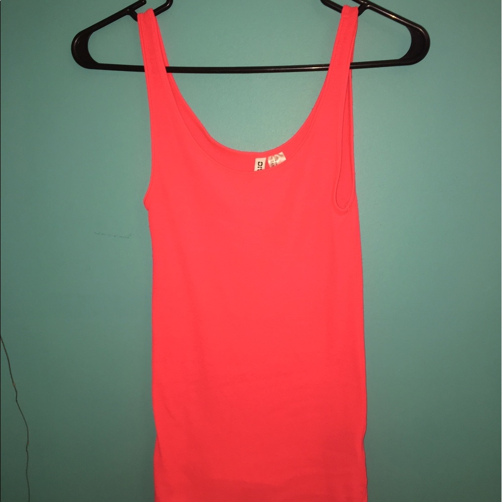 Tank top bundle! - Picture 3 of 4
