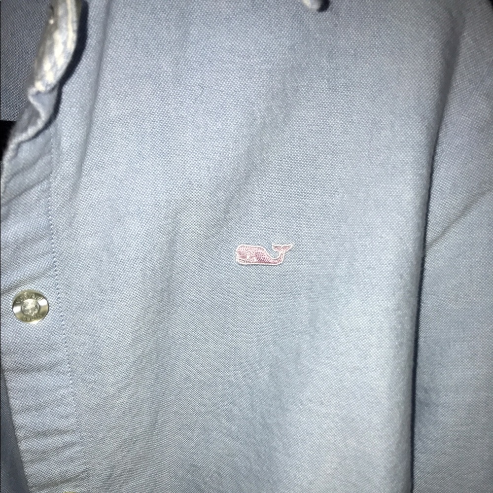 Vineyard Vines button down top