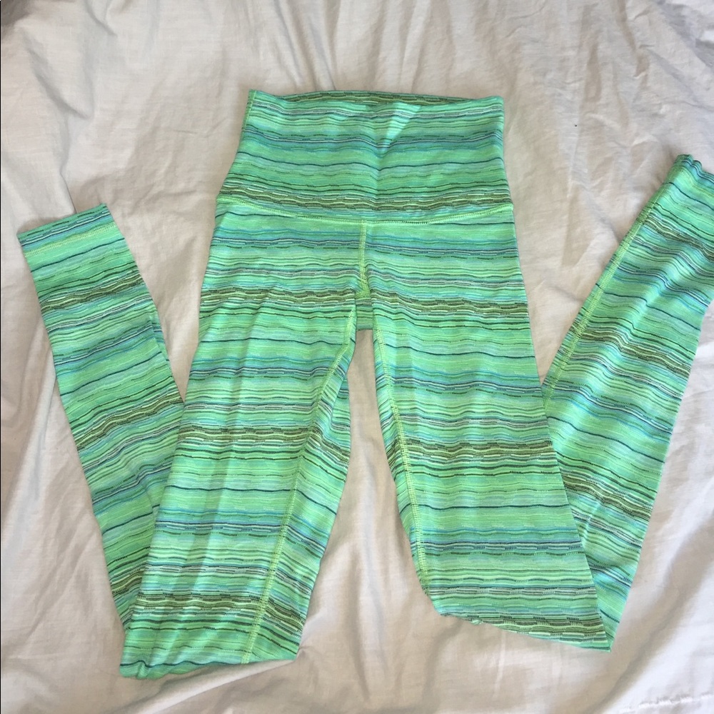 Lulu lemon yoga pants