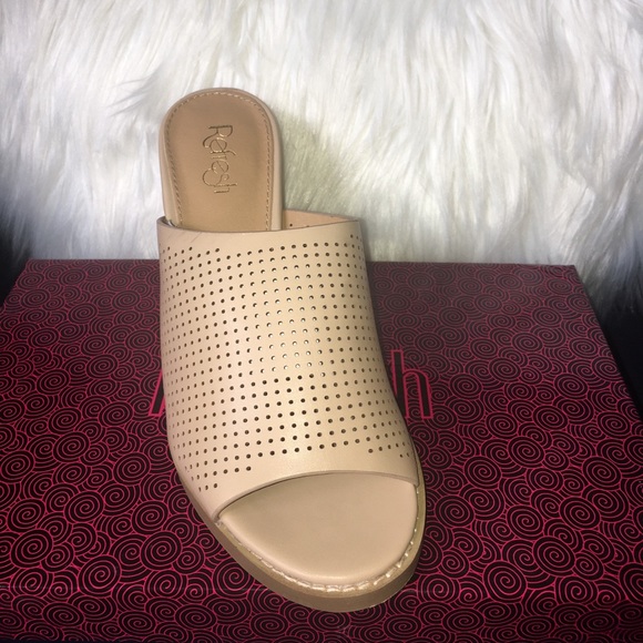 Beige Mules, the perfect anytime shoes! - Picture 2 of 4
