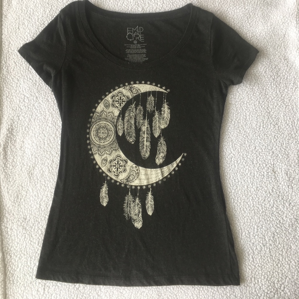 B&W Tshirt 🌓